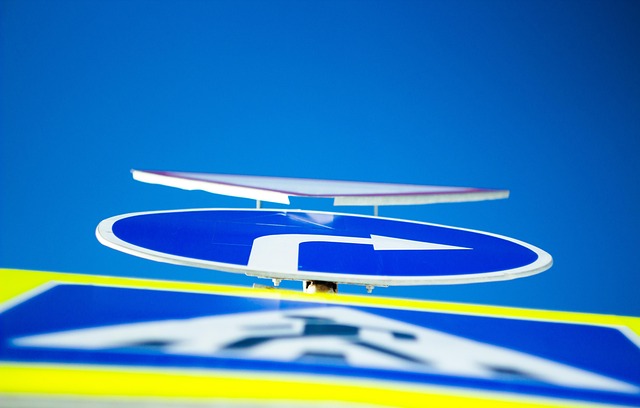 Jak mężczyzna okazuje zainteresowanie kobietom? Męski punkt widzenia